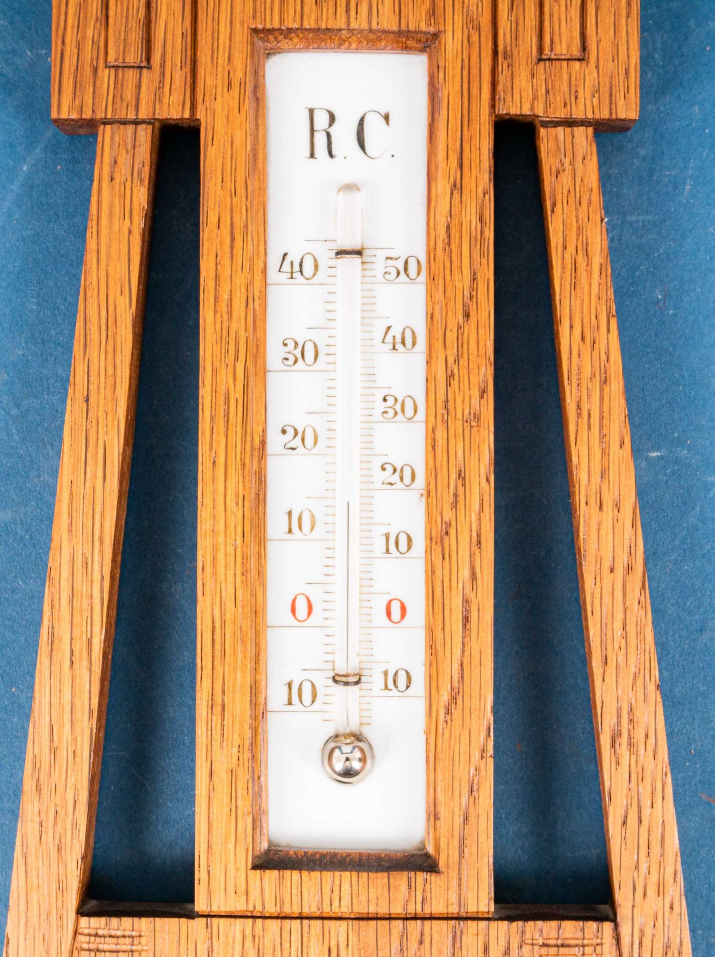 Antikes Barometer, dt. Anfang 20. Jhdt., Gehäuse aus Eiche massiv, max. Höhe ca - Image 4 of 10