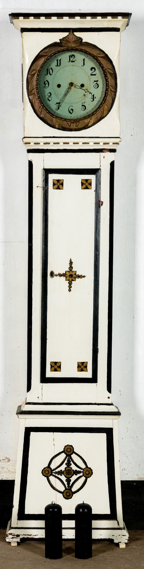 Antike schwedische MORA-Standuhr, polychrom lackiertes Nadelholzgehäuse, 19. Jhdt. Höhe ca. 205 cm,