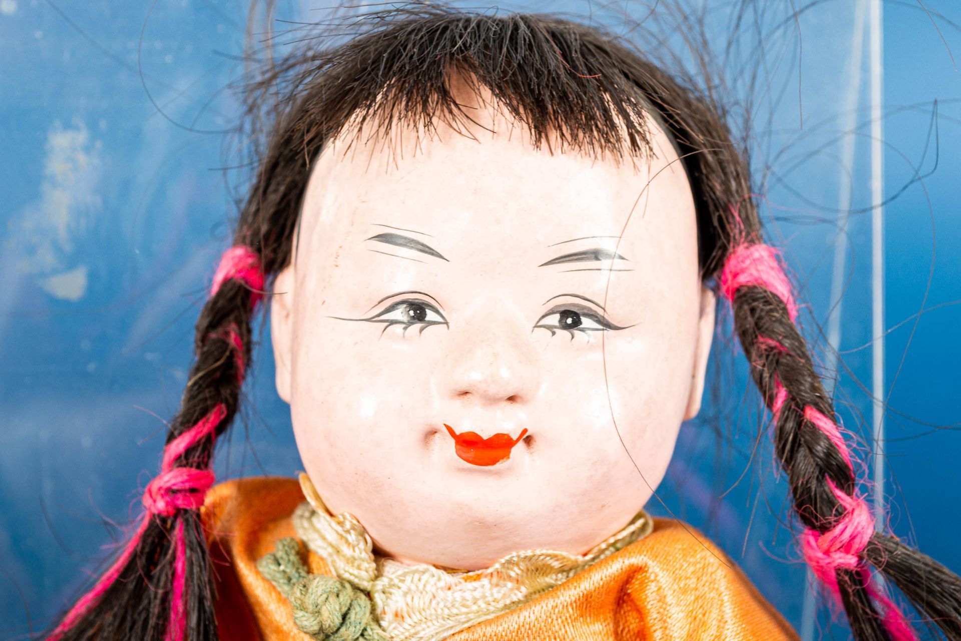 "Junge & Mädchen". paar antiker, wohl chinesischer Puppen. Die Kinderfiguren mit beweglichen Armen - Image 5 of 7