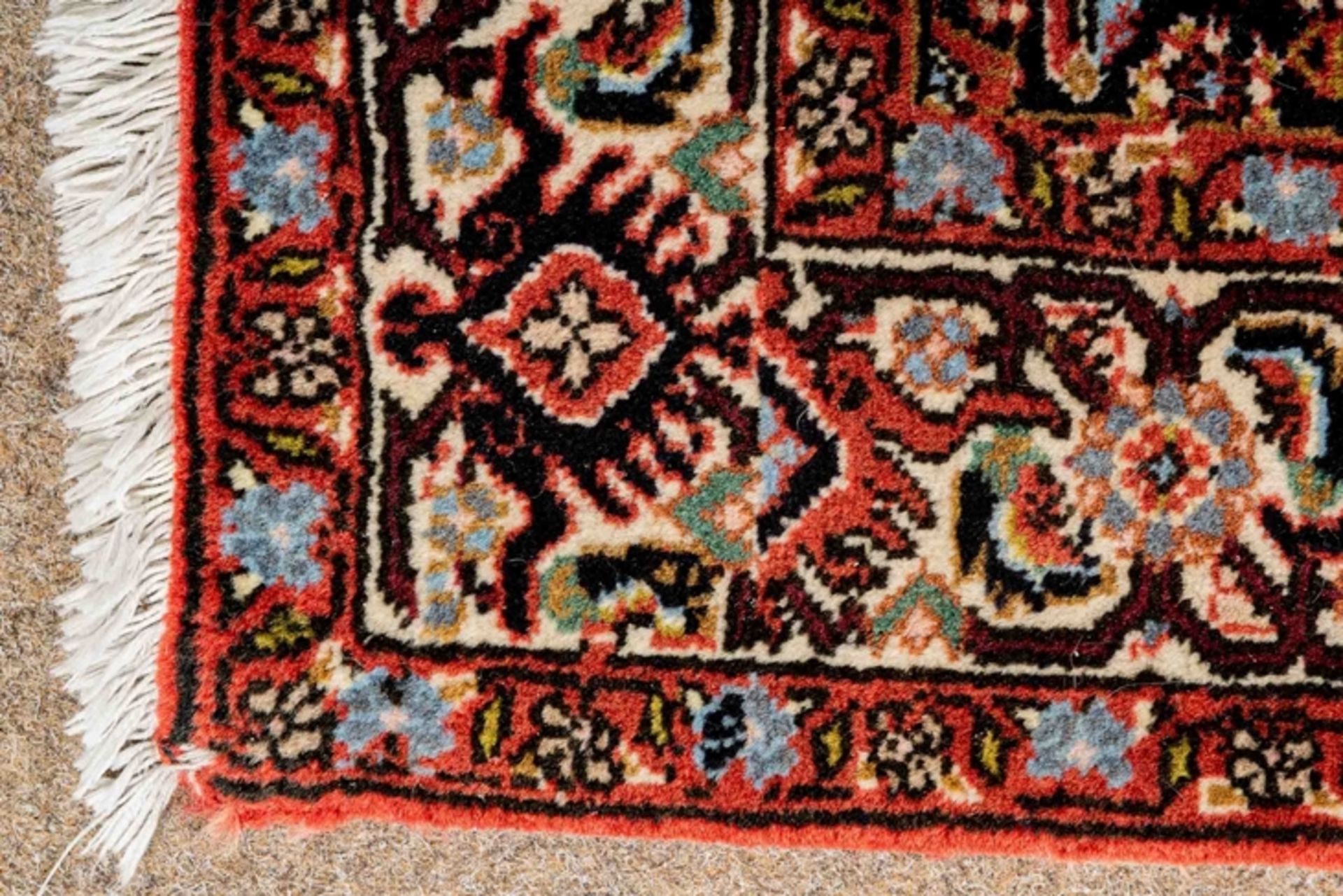 Bidjar aus Westpersien, Schafschurwolle auf Baumwolle geknüpft, ca. 130 x 85 cm. Minah Khani (Fisch - Image 2 of 5