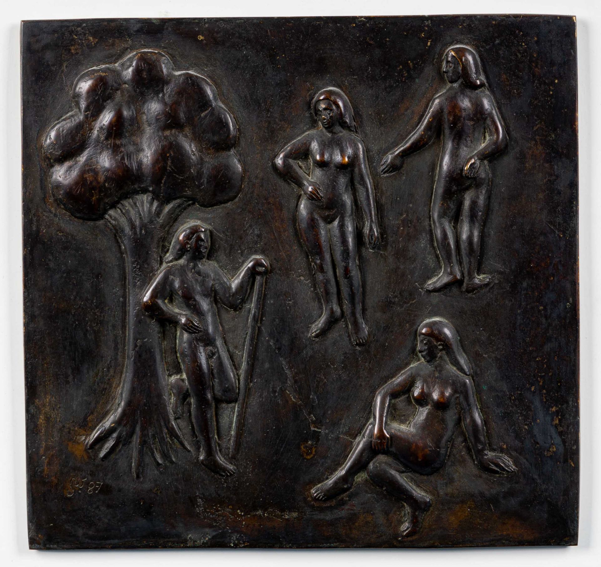 "Nudistischer Waldspaziergang", bräunlich patinierter Gelbguss, Wandplatte ca. 28 x 28,5 cm, unter - Image 2 of 5