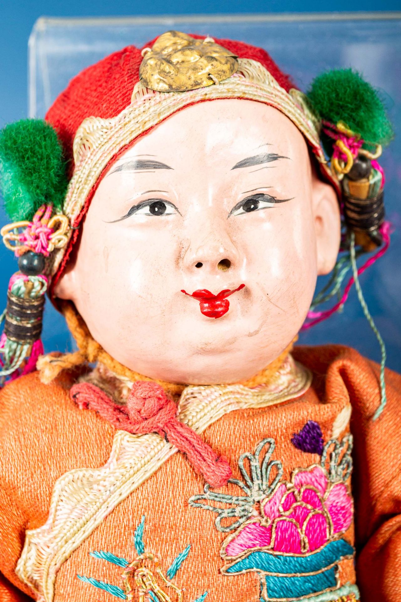 "Junge & Mädchen". paar antiker, wohl chinesischer Puppen. Die Kinderfiguren mit beweglichen Armen - Image 6 of 7