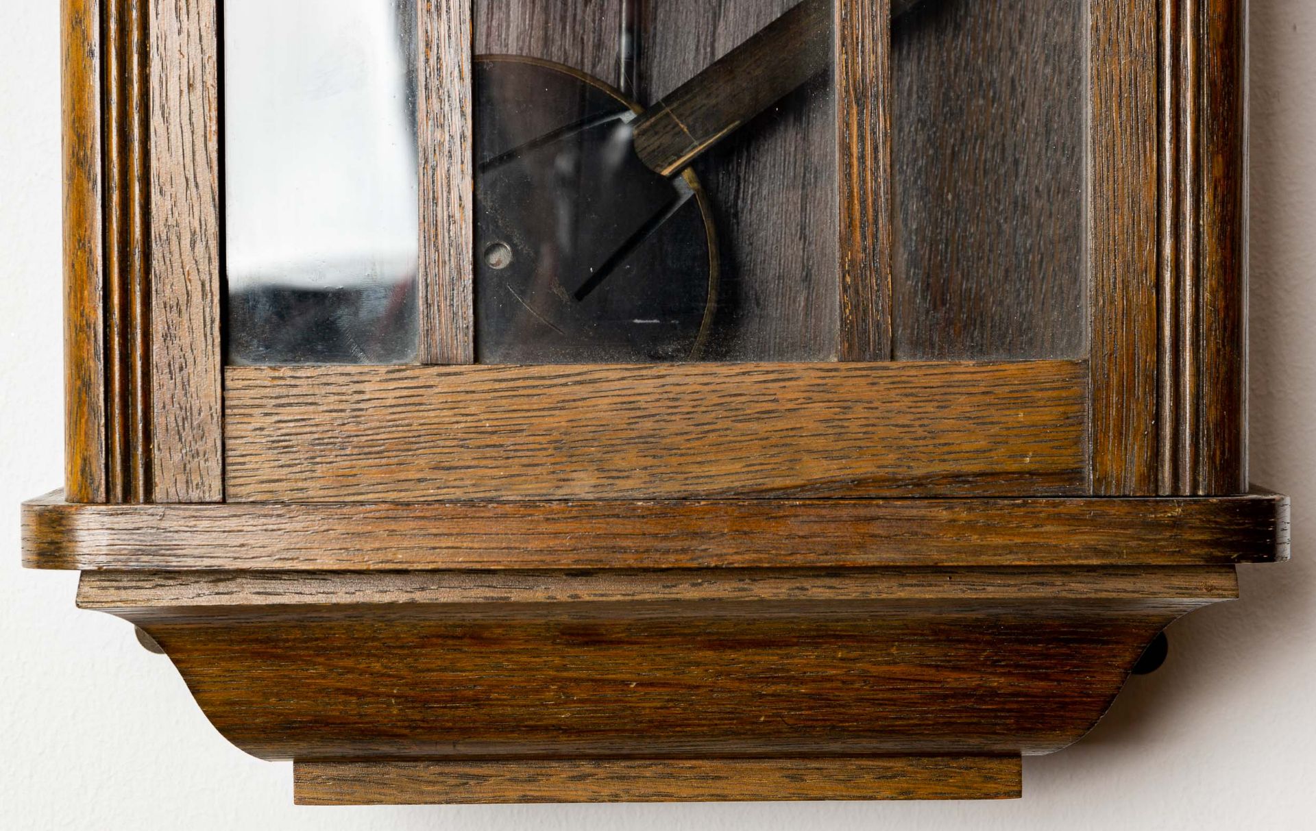 Antike Wanduhr, mittelbraunes Eichengehäuse, ungeprüftes Messinguhrwerk mit Schlag auf Tonstäbe, de - Bild 14 aus 14