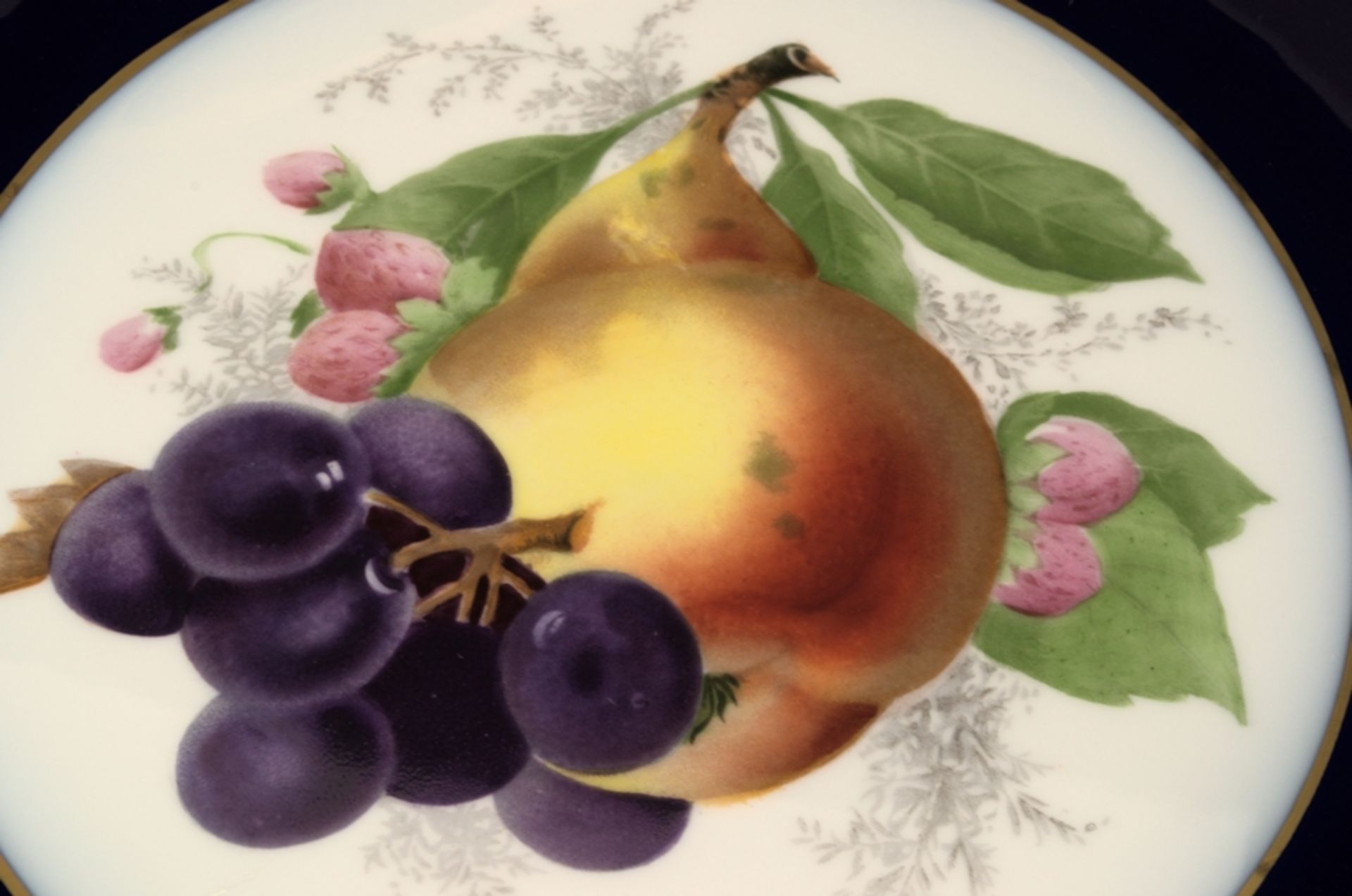 6 prachtvolle Rosenthal Obstteller mit versch. Obstdekor (lithographiert), von breiter bläulicher B - Image 7 of 14