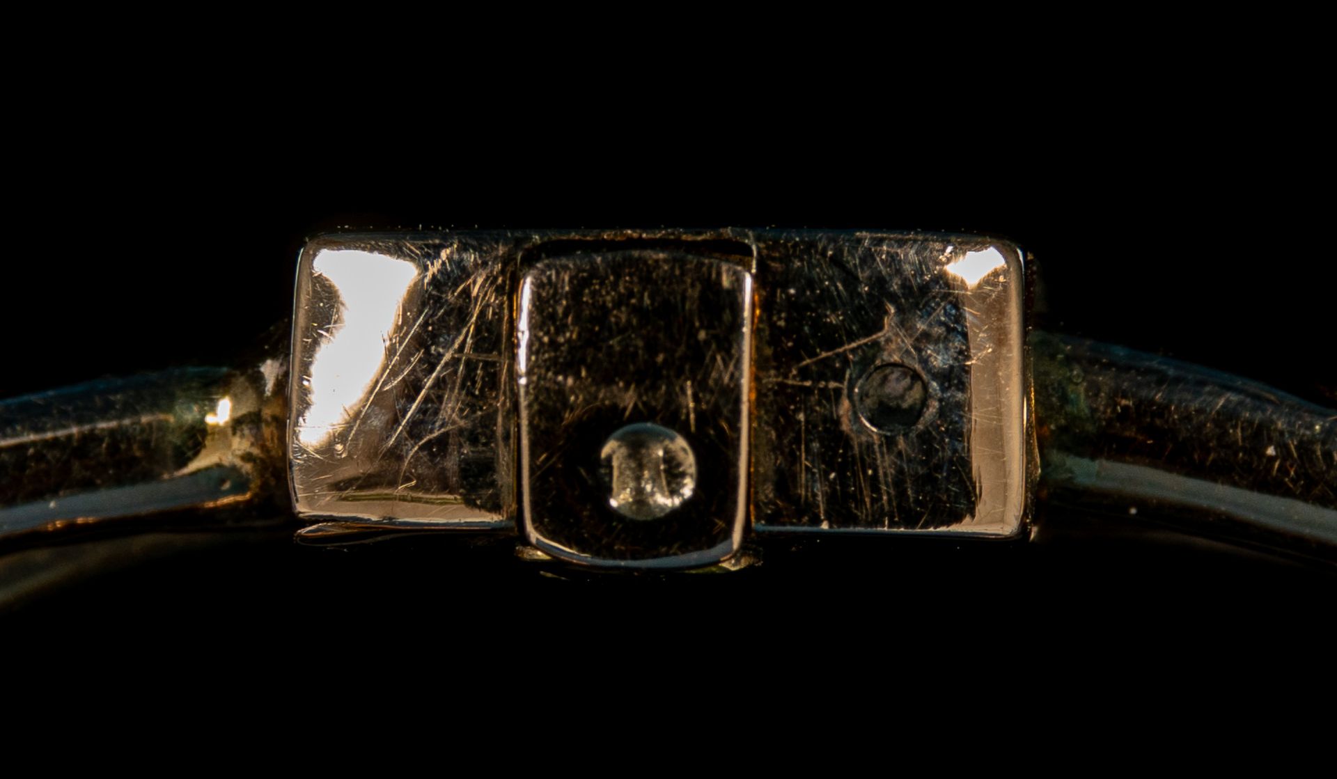Antiker russischer Gelbgold Armreif aus drei Ringen mit rechteckigem Verschluss gearbeitet, Verschl - Image 6 of 6