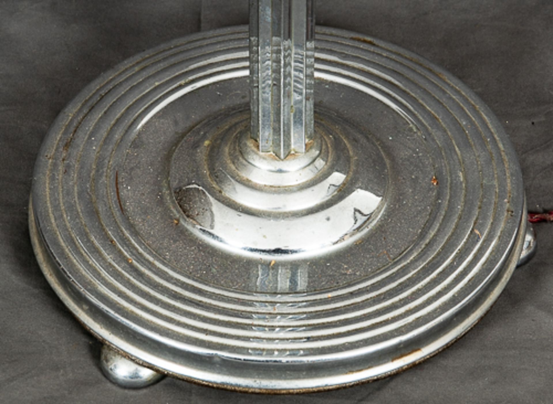 Antike Stehlampe (Deckenfluter), Art-Deco um 1925/30; verchromtes, mehrteiliges Metallgestell; Höhe - Bild 5 aus 5