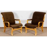 Paar Relax-Sessel (ähnlich "Clipper-Chairs"), formgebogenes Buchenschichtholz mit braunen abnehmbar