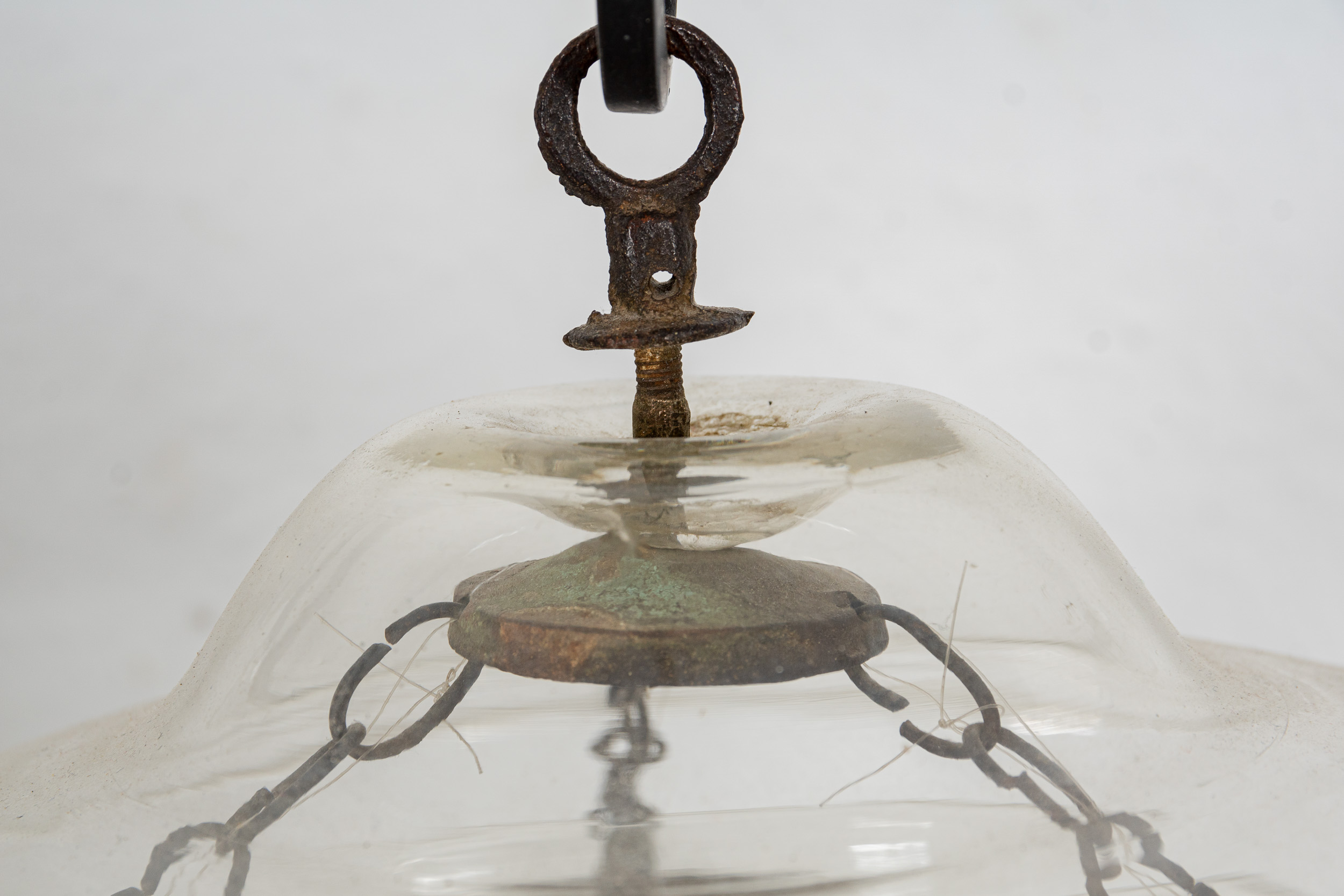 Antike Flurlampe für Kerzenfeuerung, zylindrischer, farbloser Glaskörper mit leicht überstehendem G - Image 4 of 6
