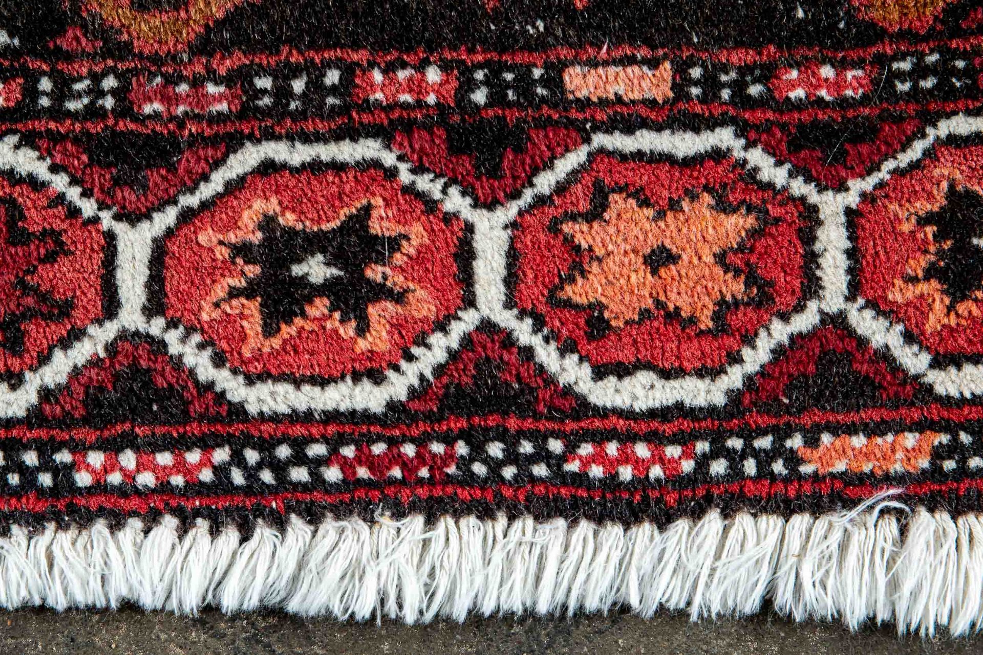 Kleiner Afghan-Paskti, ca. 48 x 73 cm, um 1970/80. - Image 3 of 5