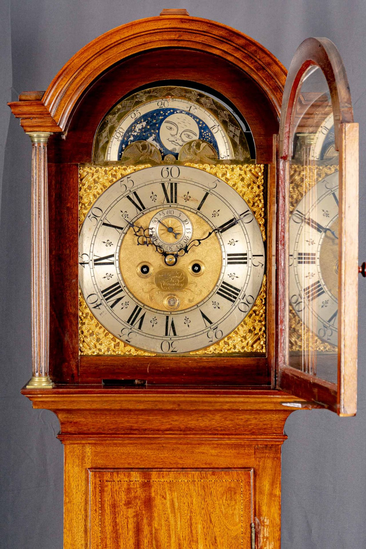 Antike Bodenstanduhr, England um 1800/20, schlichtes massives Mahagonigehäuse mit rundem Uhrenkopf - Image 7 of 16