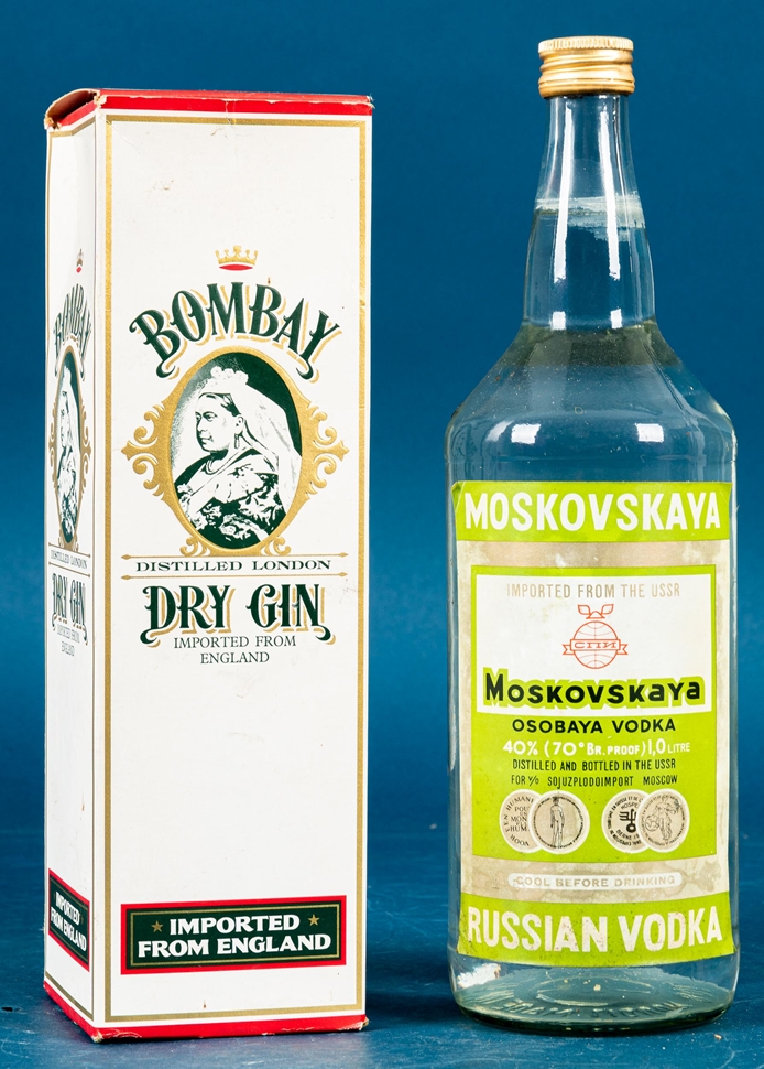 1 Bombay Dry Gin & 1 Moskovskaja Osobaya Wodka.