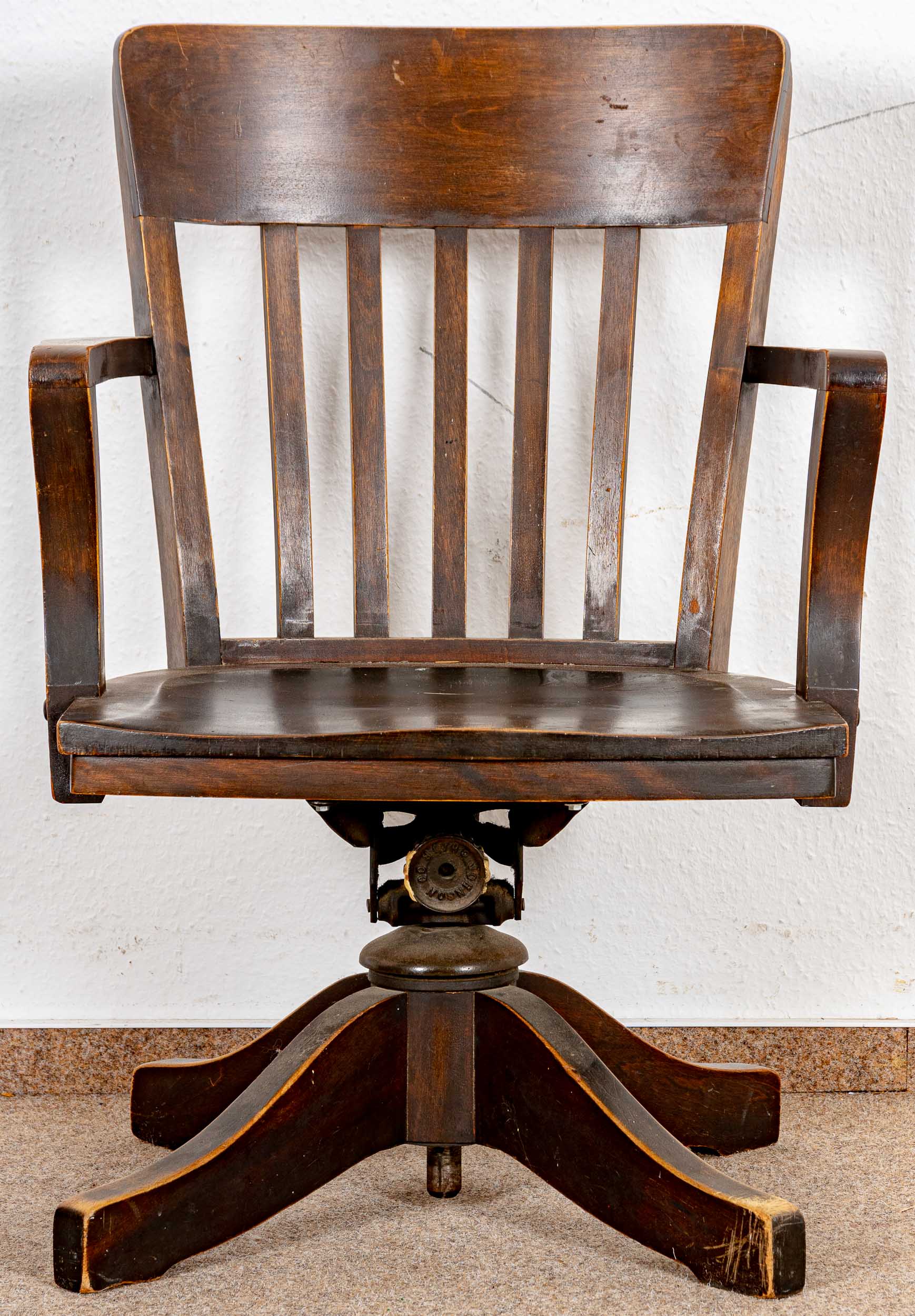 Drehbarer Schreibtischstuhl der "Johnson-Chair" Company; nussbaumfarben gebeiztes Buchenholzgestell - Image 2 of 7