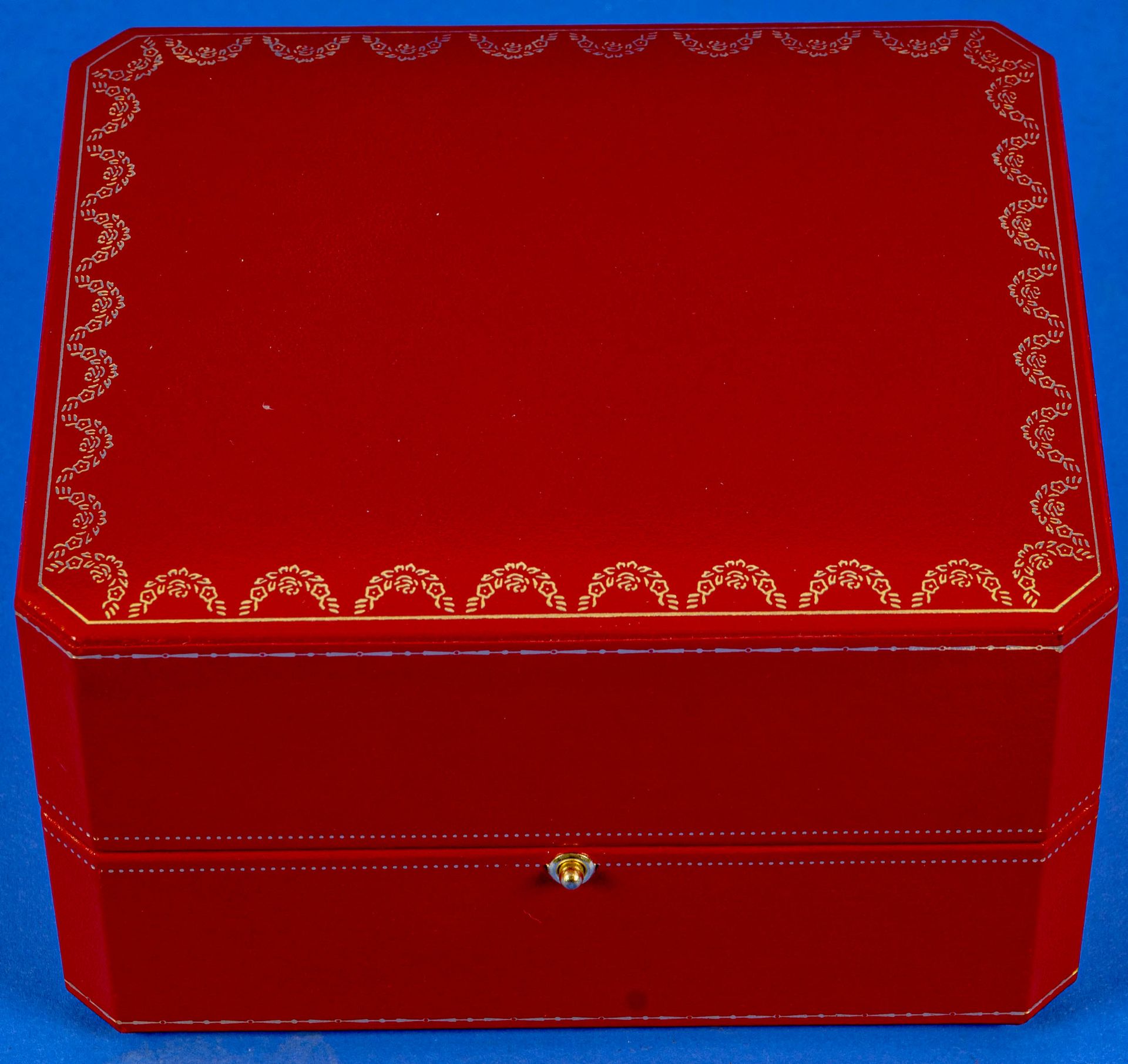 Originale CARTIER-Box für eine Damenarmbanduhr, geringe Erhaltungsmängel. Außenmaße ca. 9 x 13 x 15 - Image 5 of 7