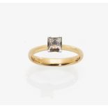 Ring mit einem Diamanten in Fancy Brown