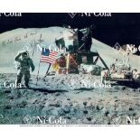 Fotografie Fotopostkarte Apollo 15 Atronaut James Irwin betritt den Mond am 31. Juli 1971
