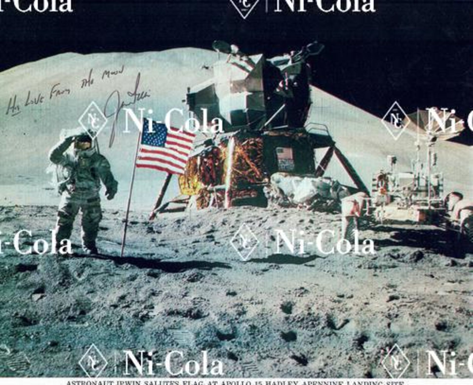 Fotografie Fotopostkarte Apollo 15 Atronaut James Irwin betritt den Mond am 31. Juli 1971