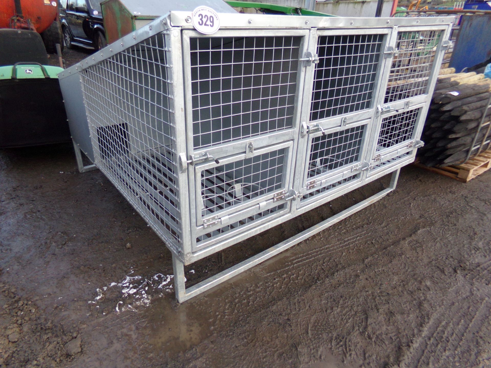 3 BAY SLATTED FLOOR DOG KENNELS