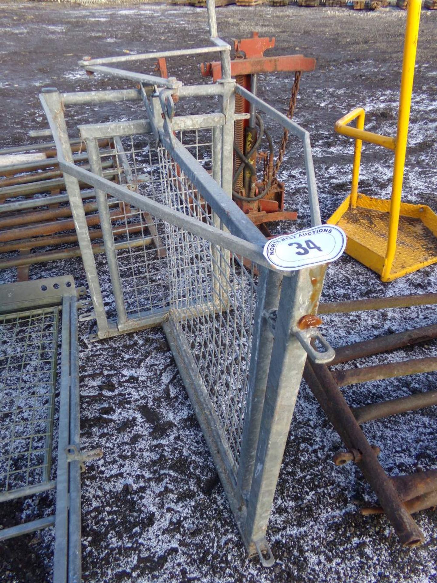 SHEEP SHEDDING GATE (+ VAT) - Image 2 of 2