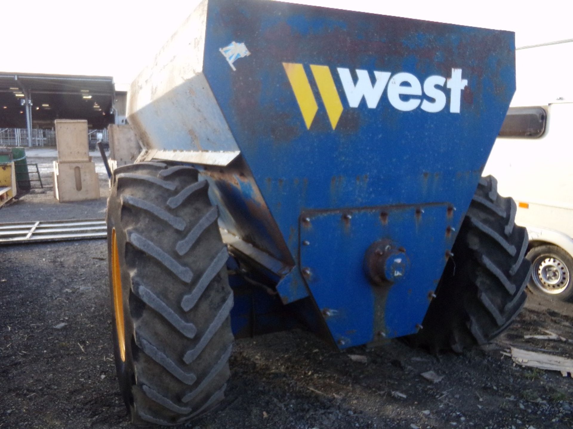 WESTON 1300 DUAL SPREADER - Image 2 of 2