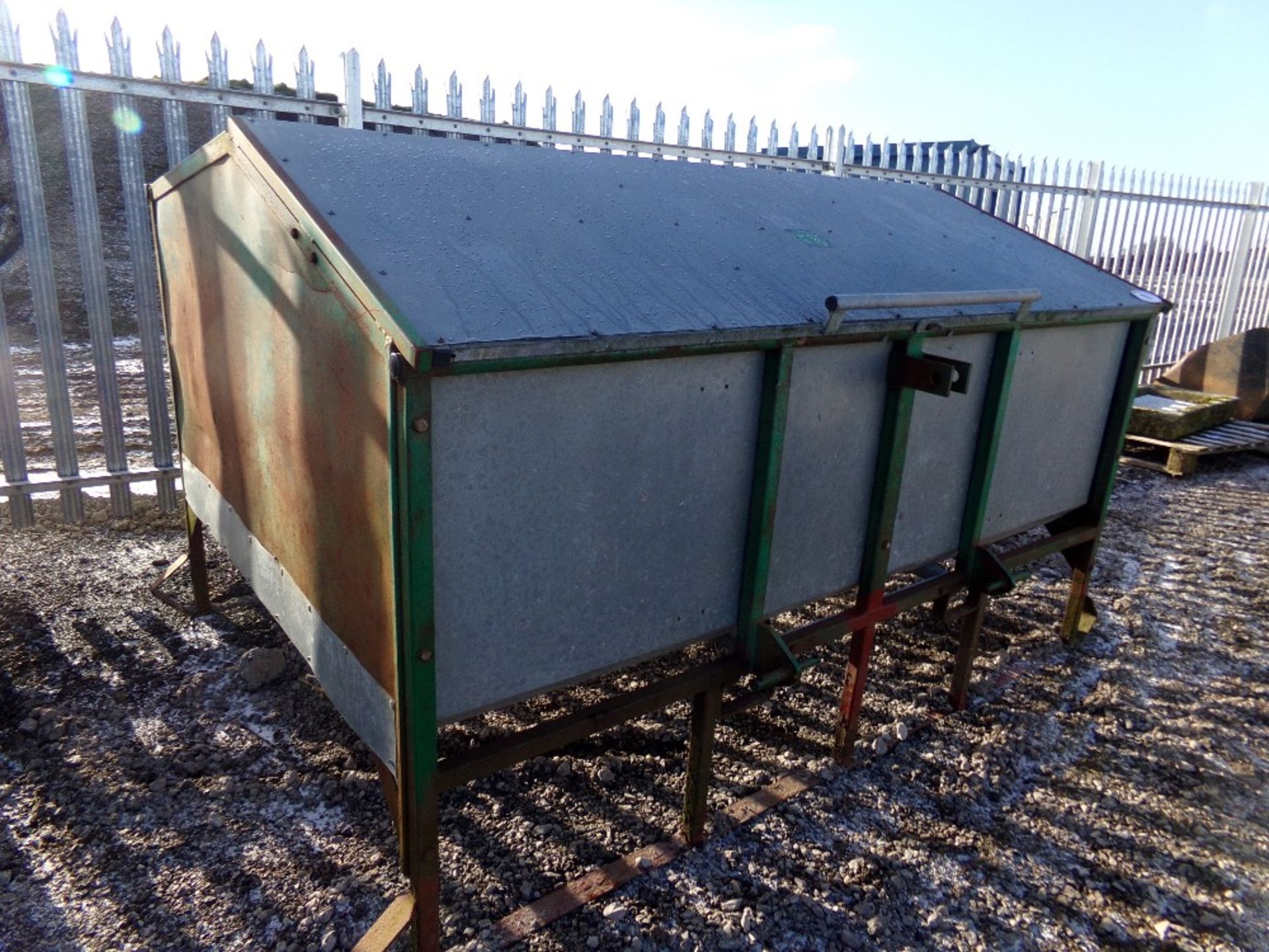 CALF CREEP FEEDER (NO VAT) - Image 2 of 3