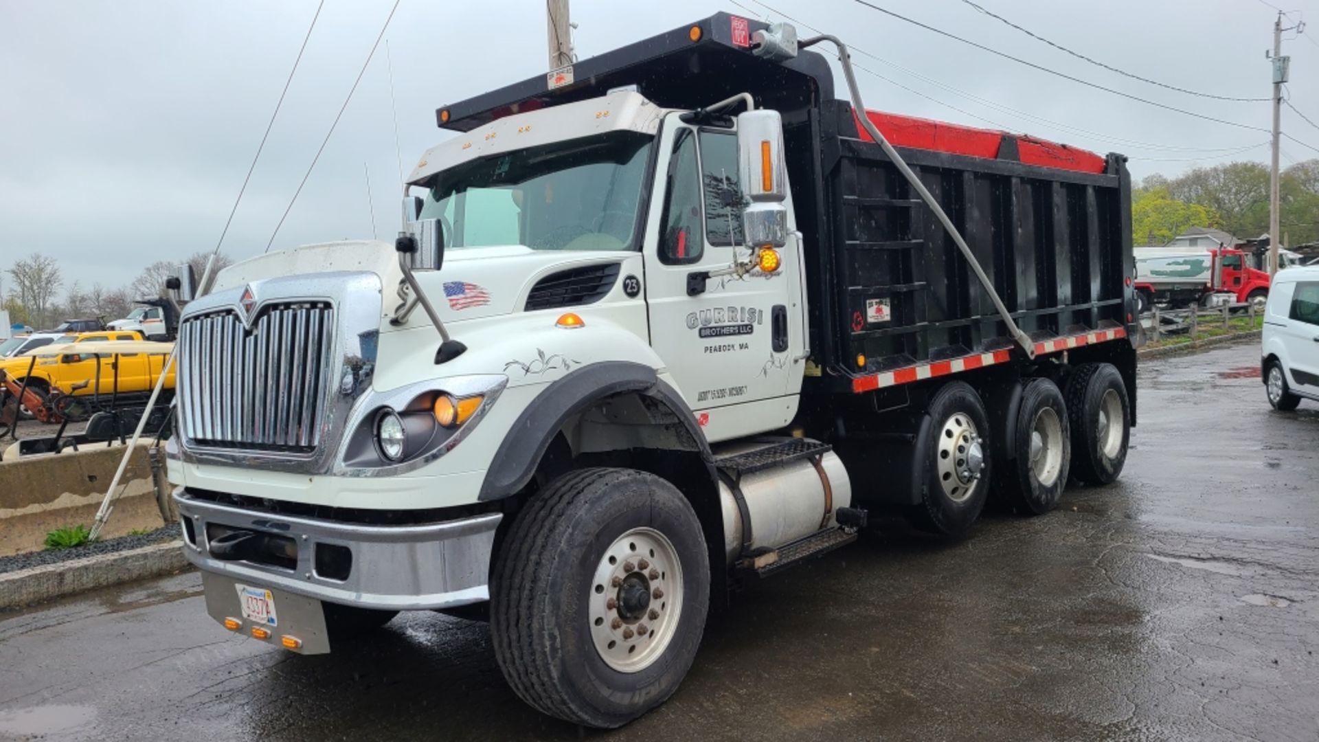 2009 International Navistar Dump Truck