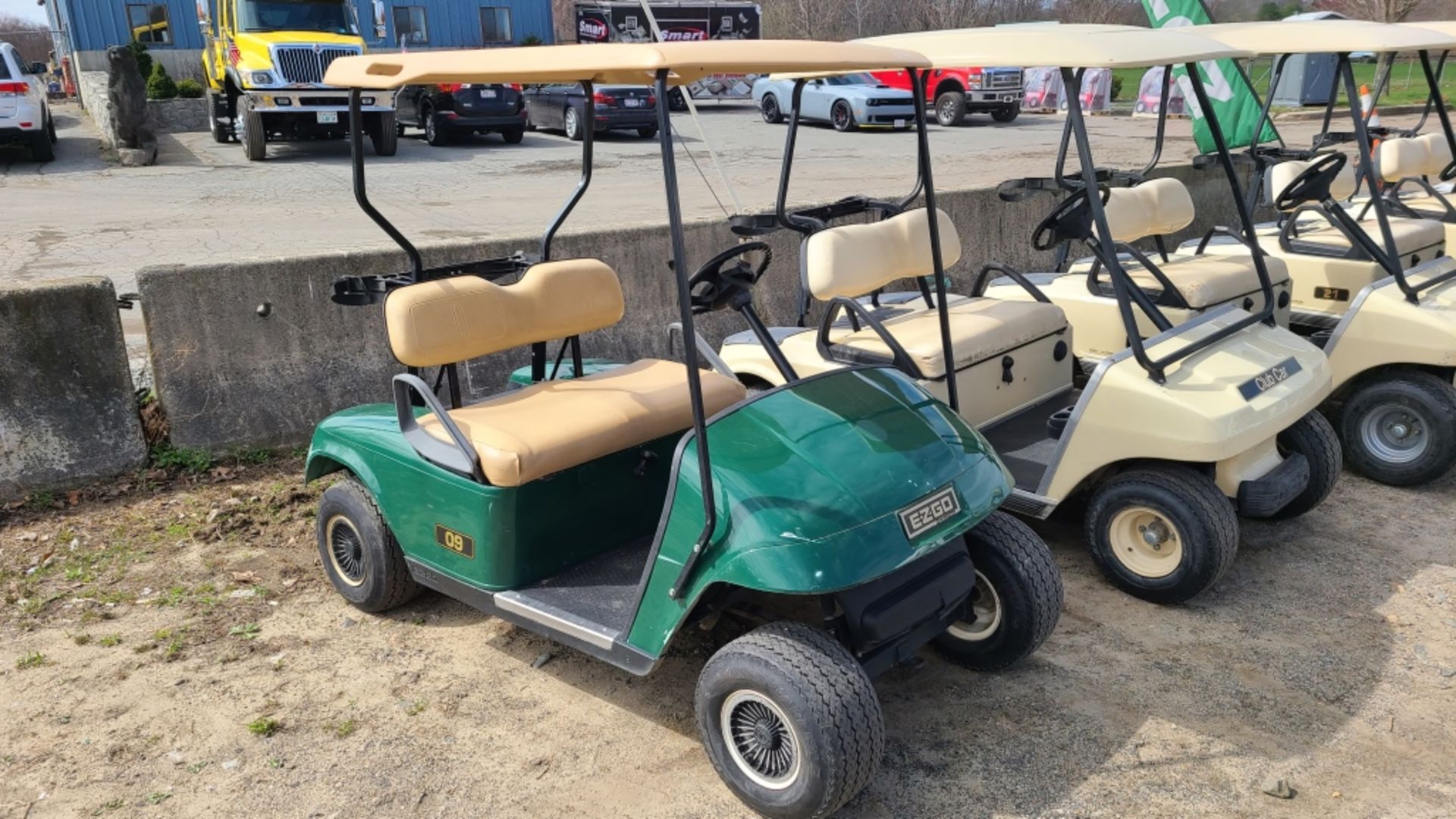 Ez-go Txt Golf Cart - Image 2 of 3