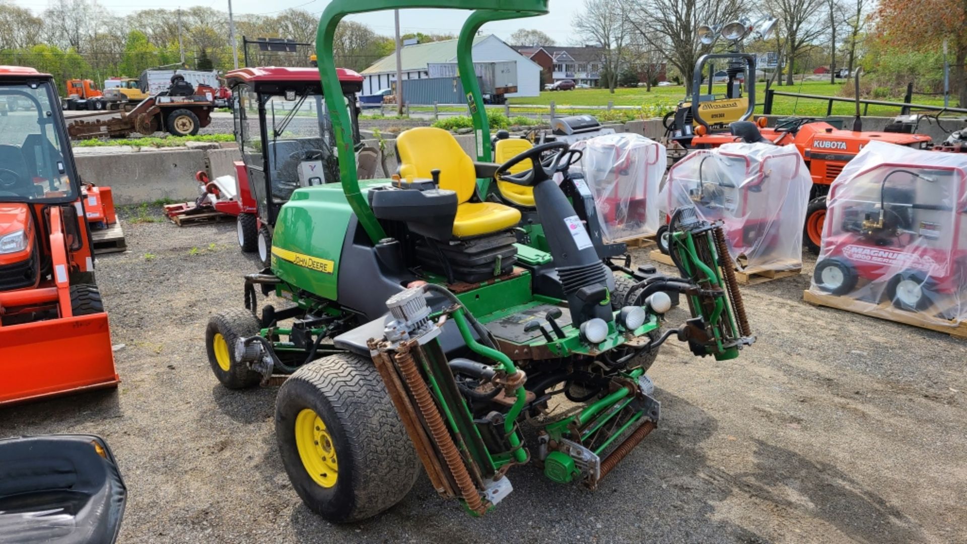 John Deere 7500 E Cut Hybrid Mower