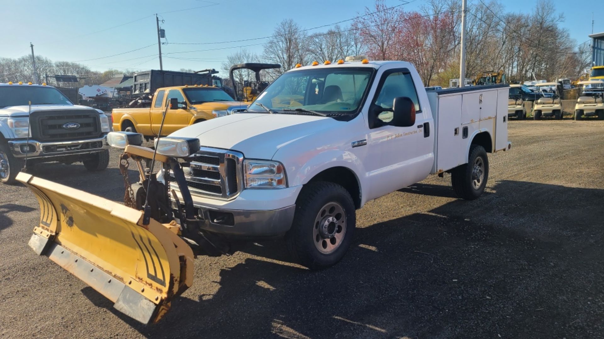 2006 Ford F350 Utility Truck With Plow