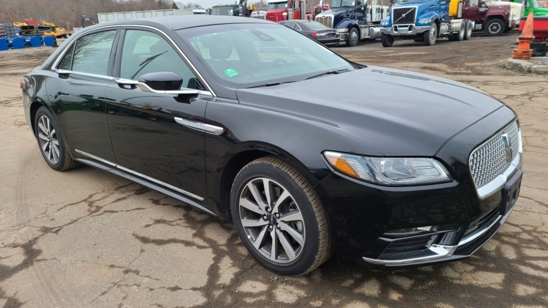 2019 Lincoln Continental - Image 3 of 8