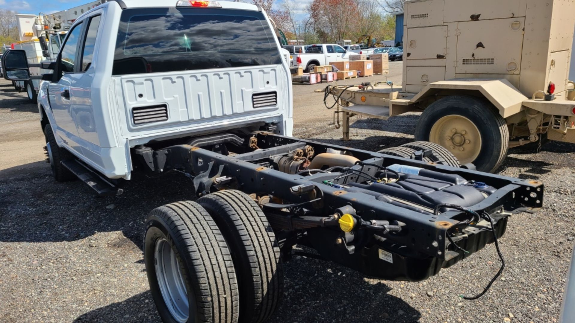 2018 Ford F350 Cab And Chassis - Image 4 of 13