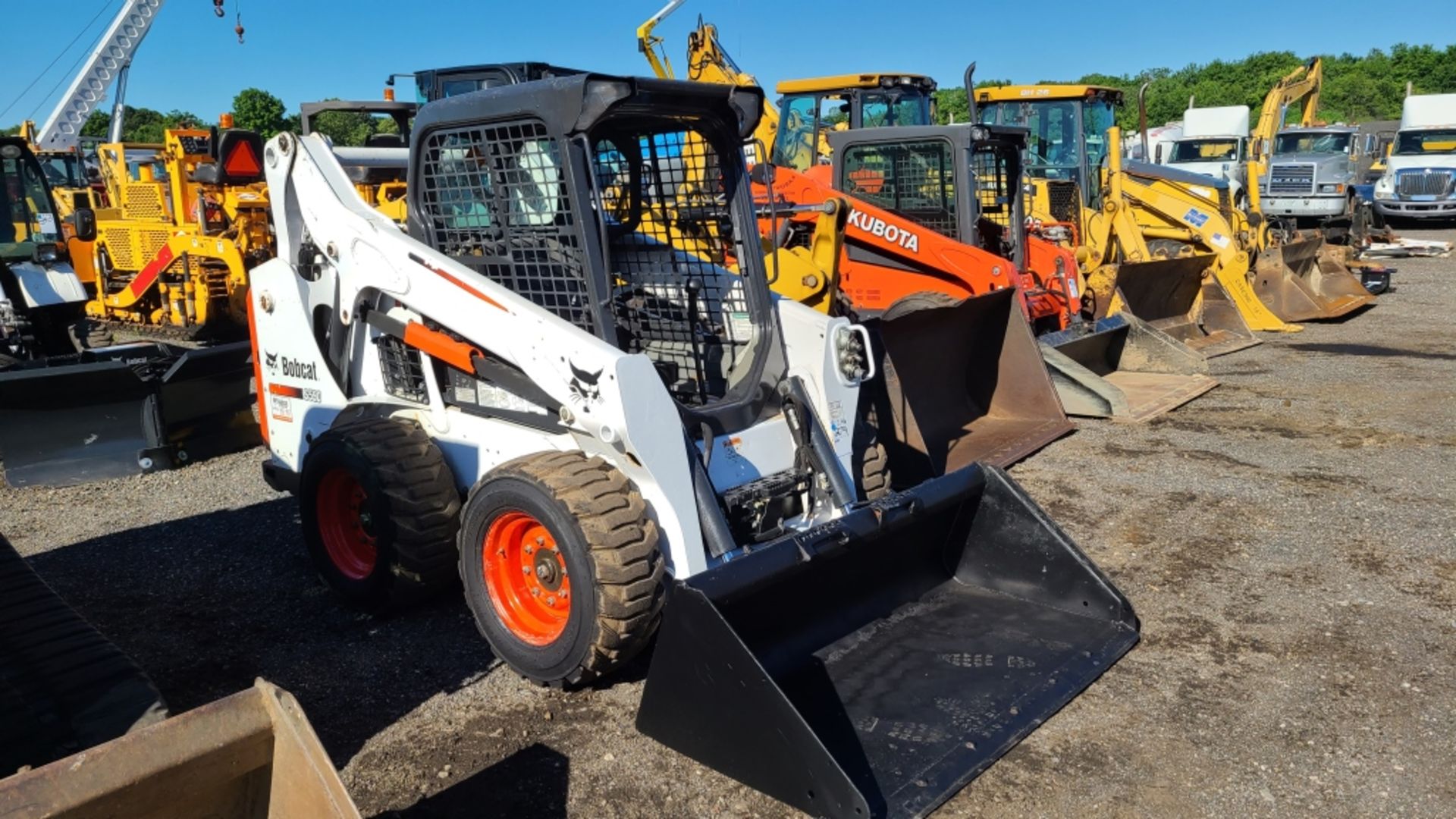 2016 Bobcat S590 Skidsteer - Image 3 of 11