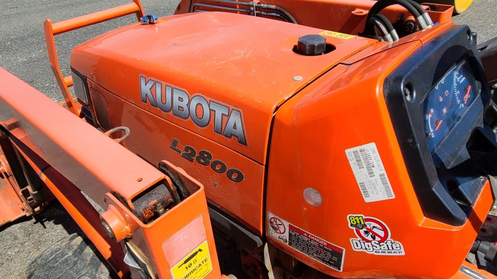 Kubota L2800 Tractor - Image 9 of 11