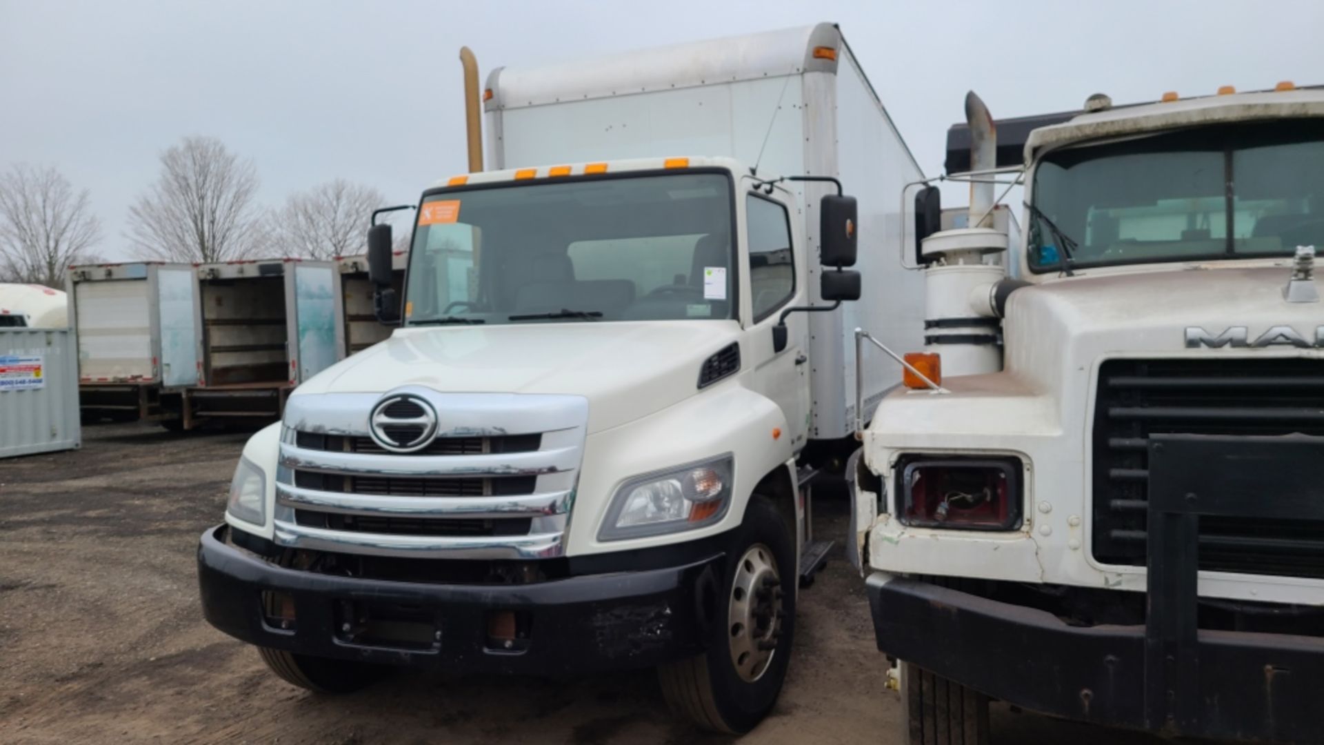 2015 Hino Box Truck