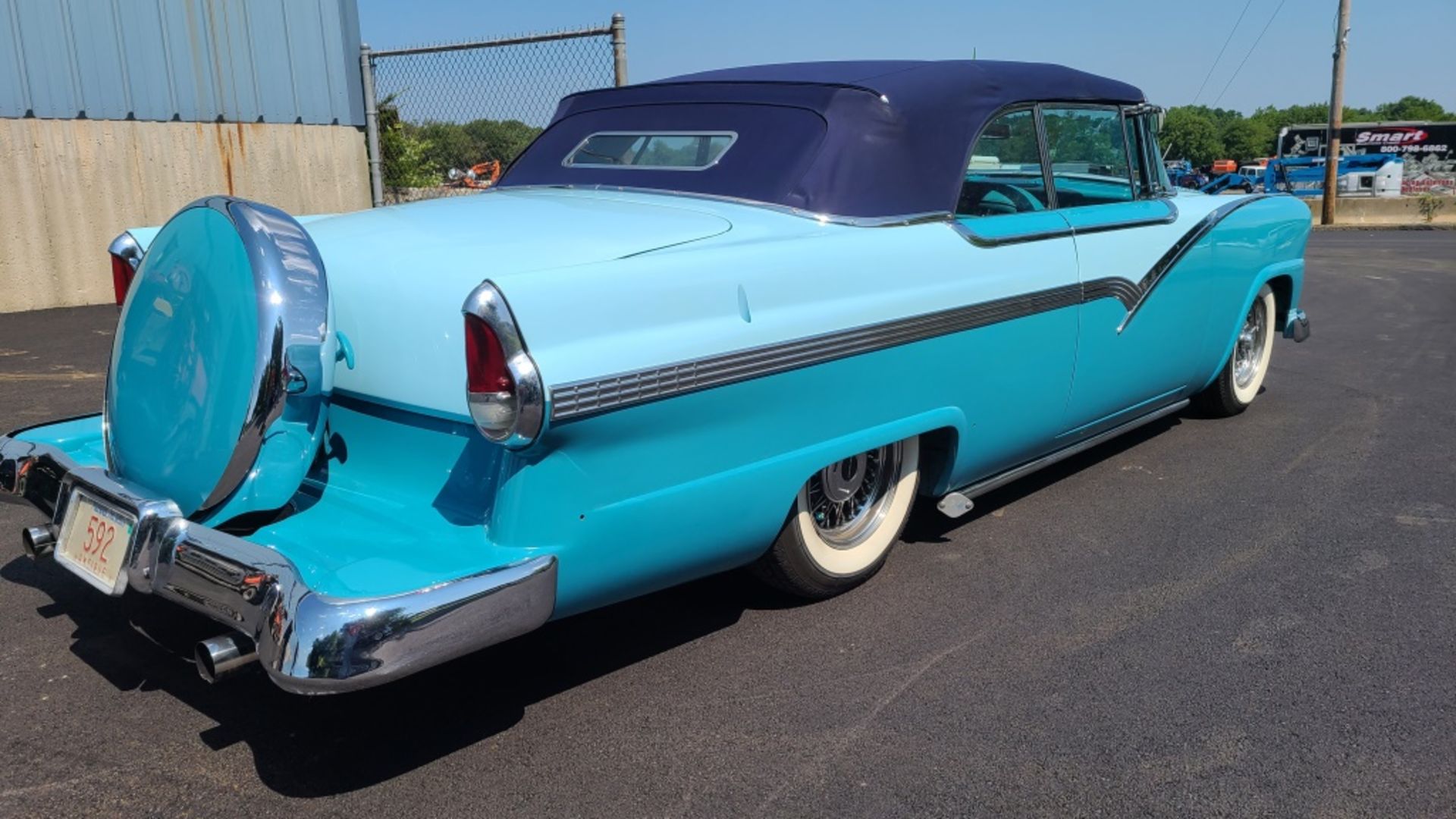 1956 Ford Sunliner - Image 2 of 12