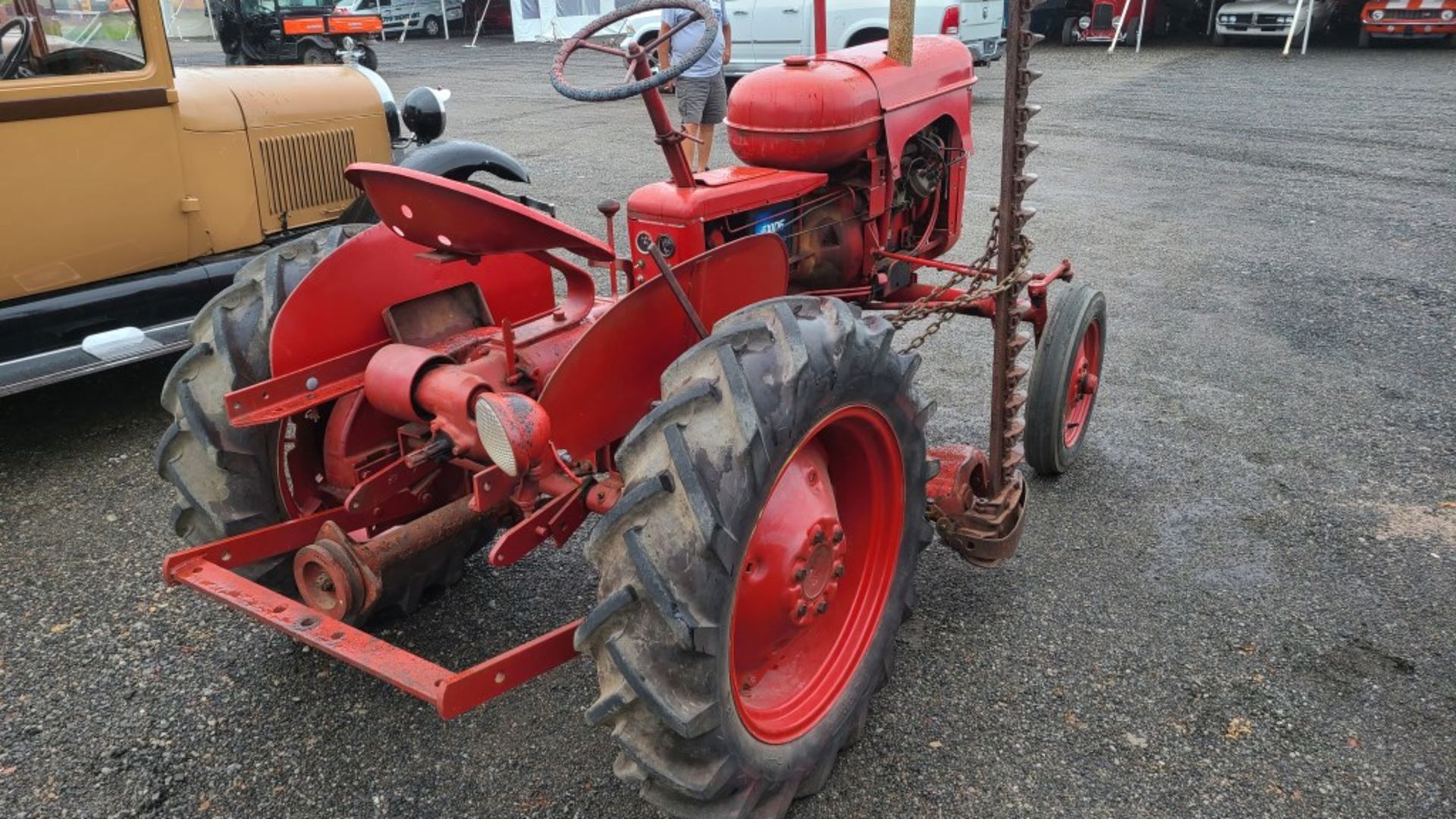 1953 Massey Fergsuon Antique Tractor - Image 3 of 4