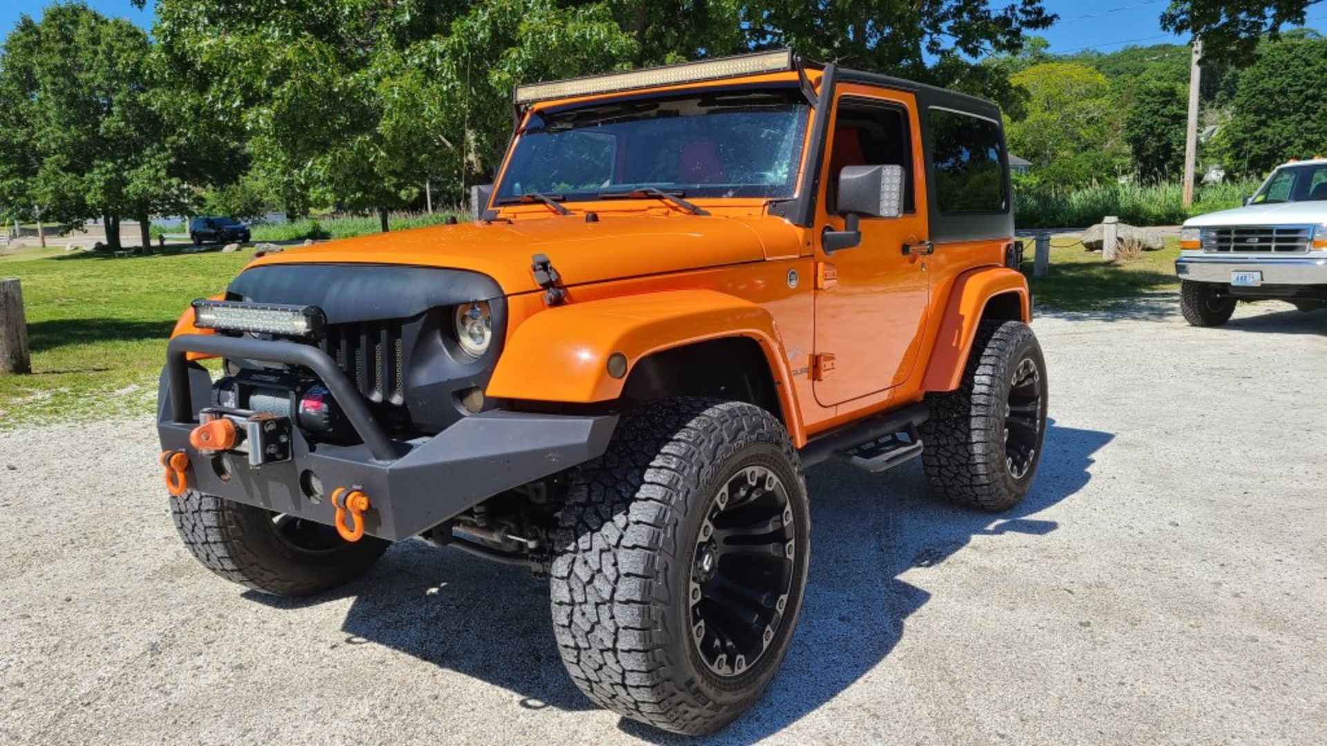 2012 Jeep Wrangler Sahara - Image 3 of 9