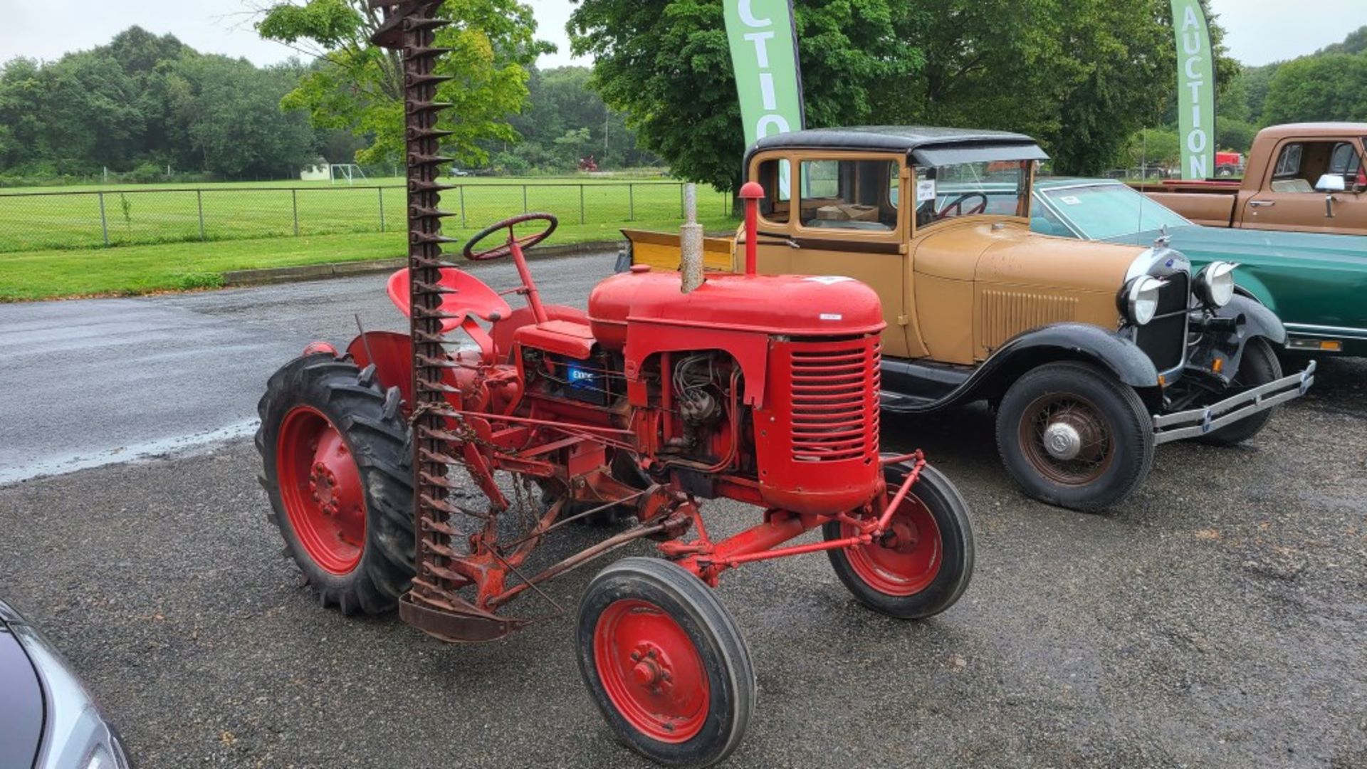 1953 Massey Fergsuon Antique Tractor - Image 2 of 4