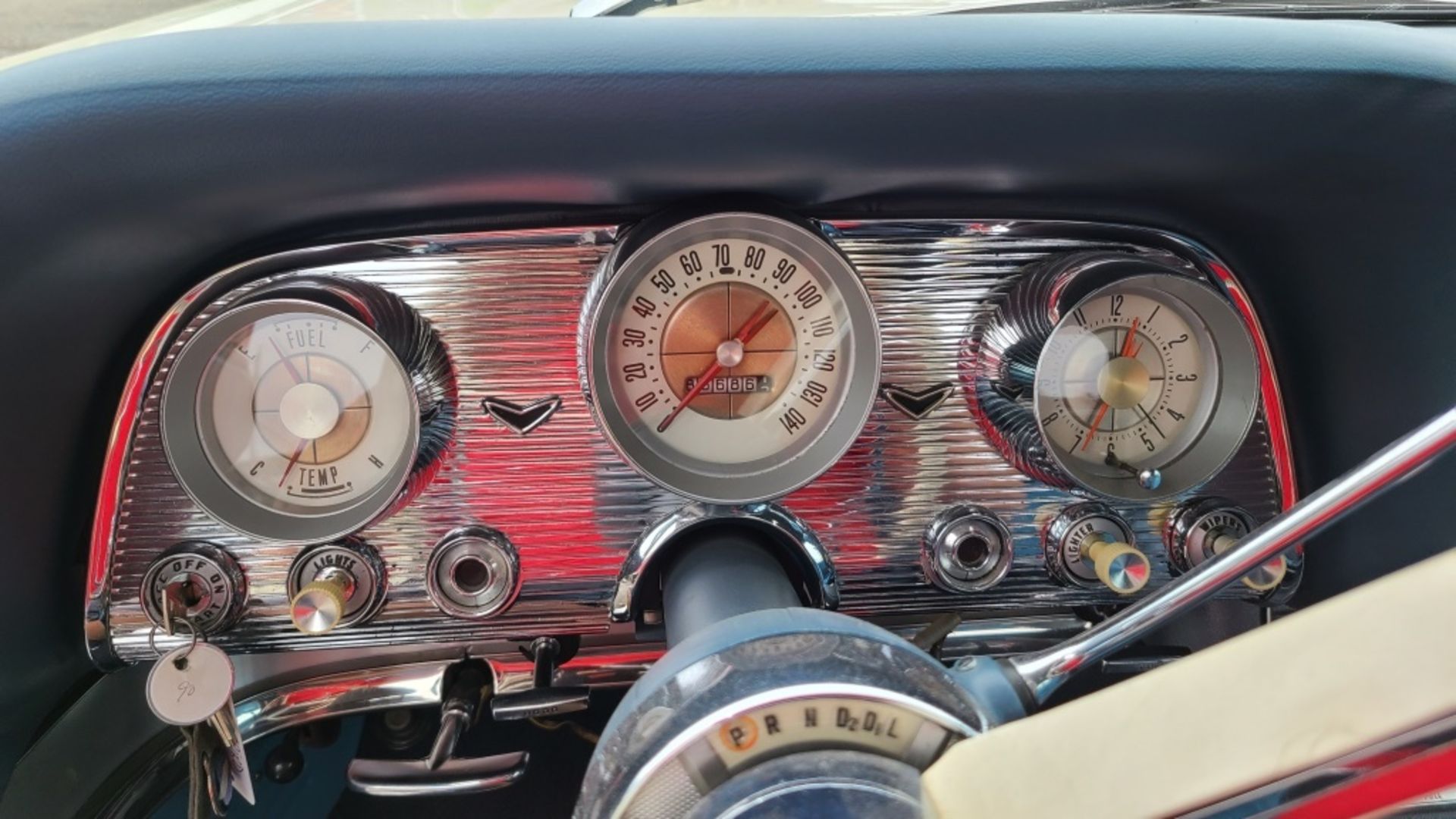 1960 Ford Thunderbird - Image 12 of 13