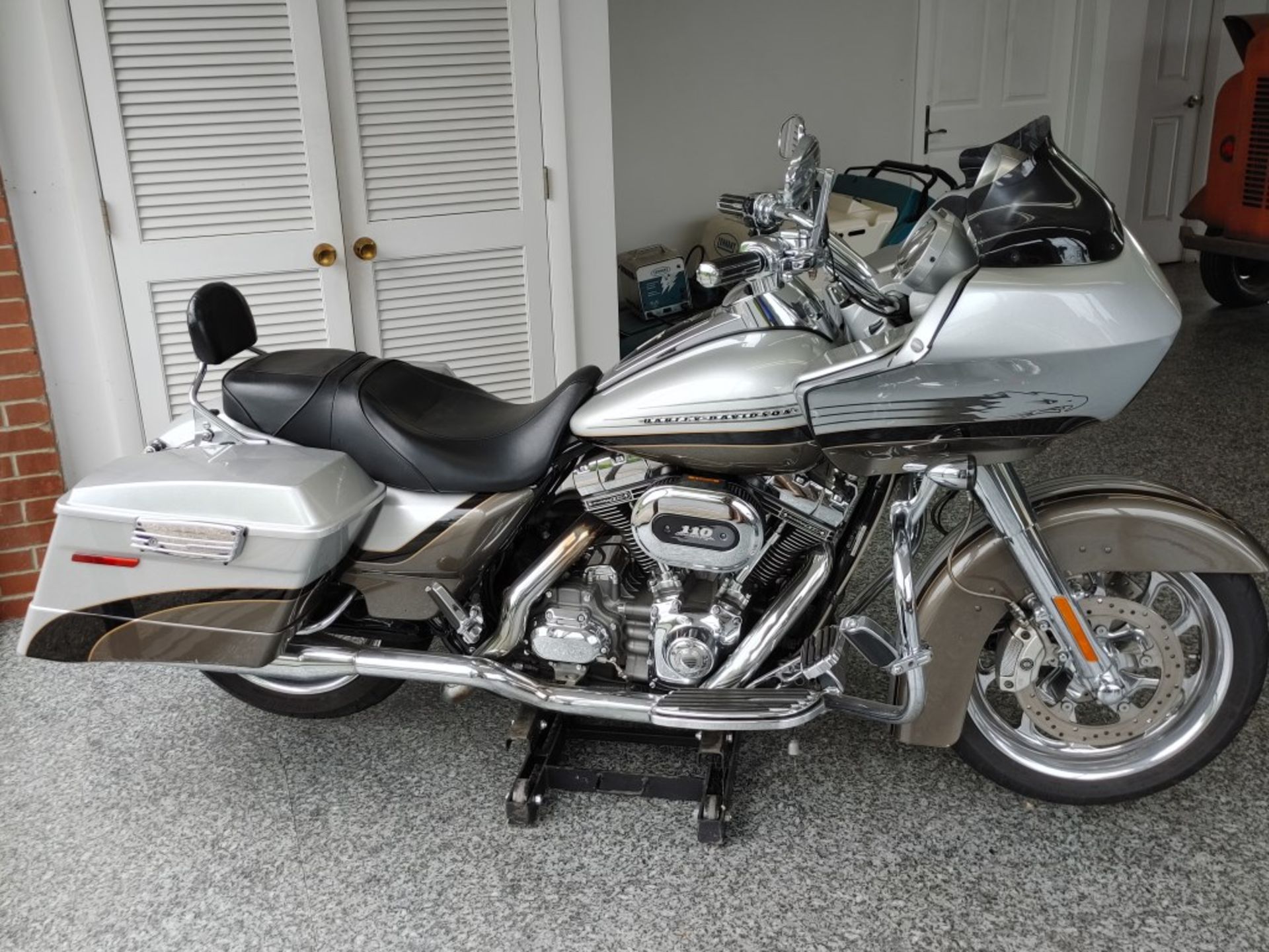 2009 Harley Davidson Fltrse Cvo Road Glide