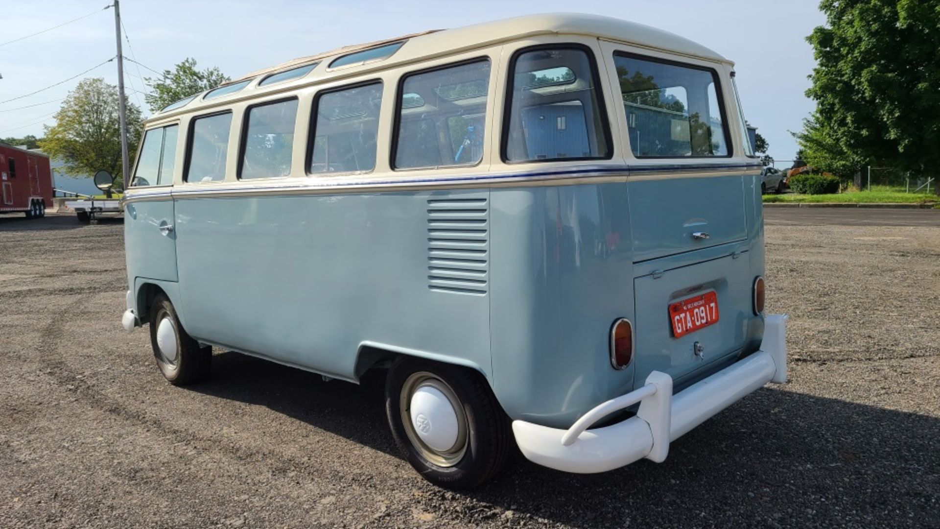 1975 Volkswagon 23 Window Bus - Image 5 of 12