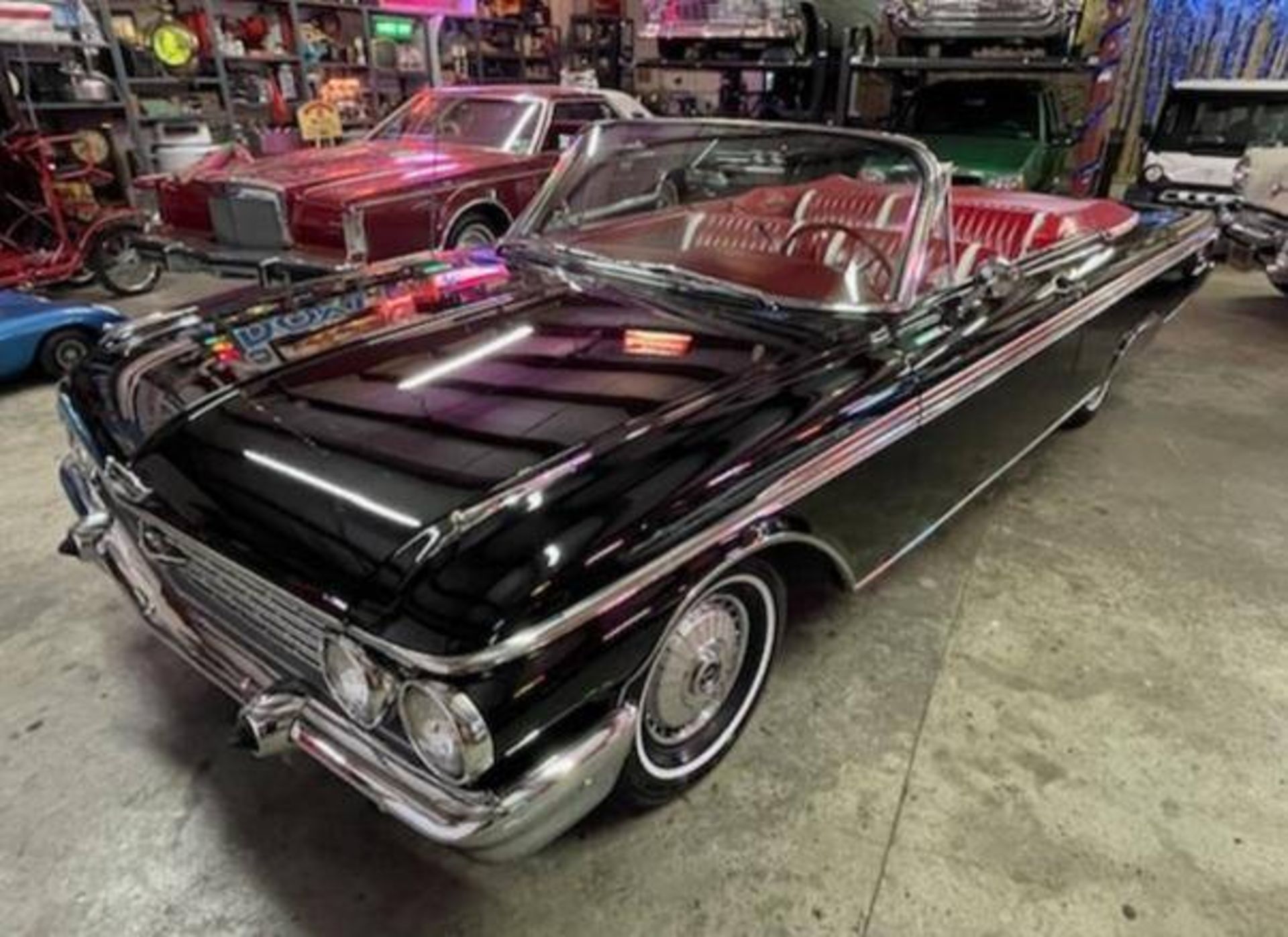 1962 Ford Galaxie 500 Sunliner Convertible - Image 3 of 13