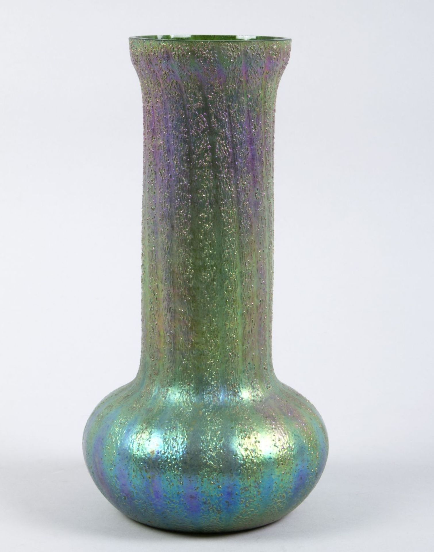 Vase Überfangglas, farbl. und grün. Kröselaufschmelzung mit vertikaler Gliederung, petrolf