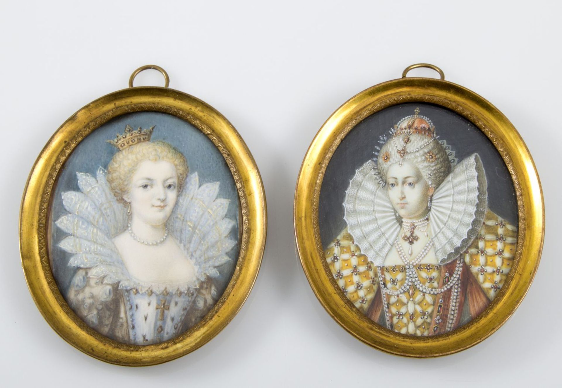 Unbekannt, 18. Jh. Portraits der Marie de Medici und der Königin Elisabeth I. (?). 2 Miniaturmalerei