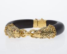 Pantherarmband Metall, vergoldet. Emaildekor. Replik nach dem Armband der Herzogin von Windsor. Fran