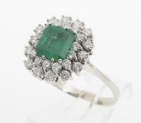 Feiner Smaragd-Brillant-Ring Weißgold