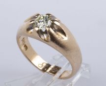 Diamant-Ring Gelbgold 585. Ausgefasst mit Dia. ca. 0,25 ct. RG 54. Ca. 5,7 g.