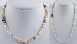 Perlenkette und -collier Akoya-Zuchtperlen bzw. Süßwasser-Zuchtperlen. Verschluss aus Weißgold 750 b