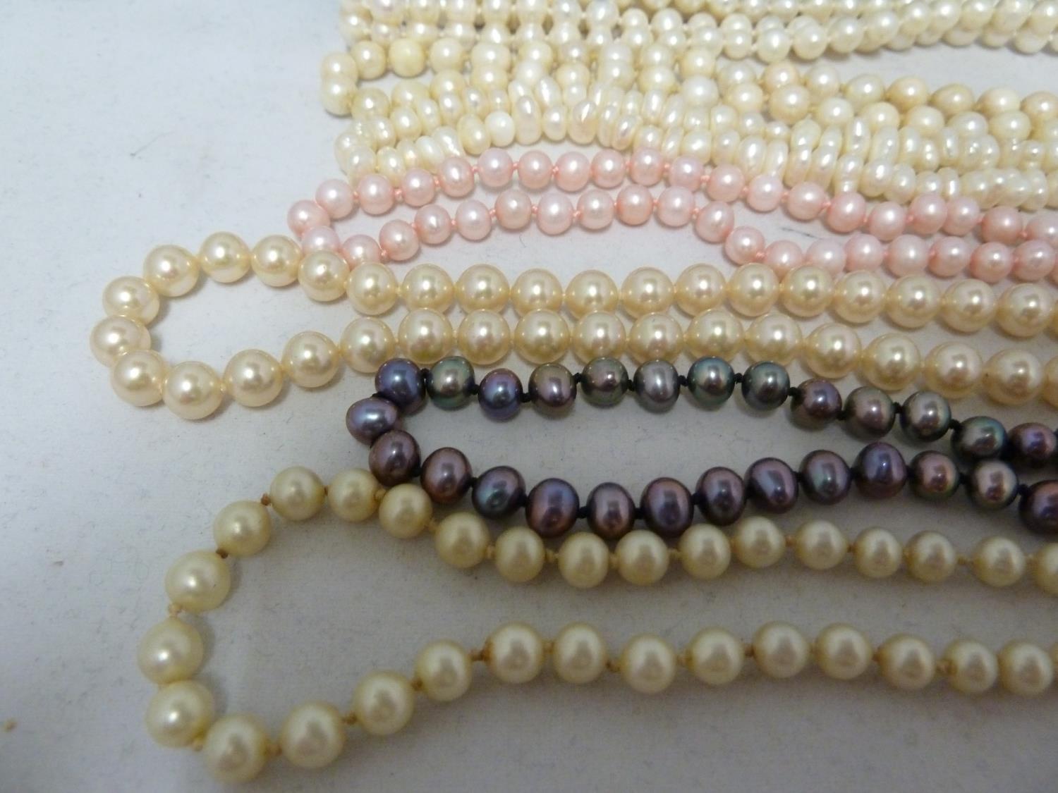 WITHDRAWN - Various pearl necklaces - including a freshwater necklet of small sized pearls - Image 4 of 5