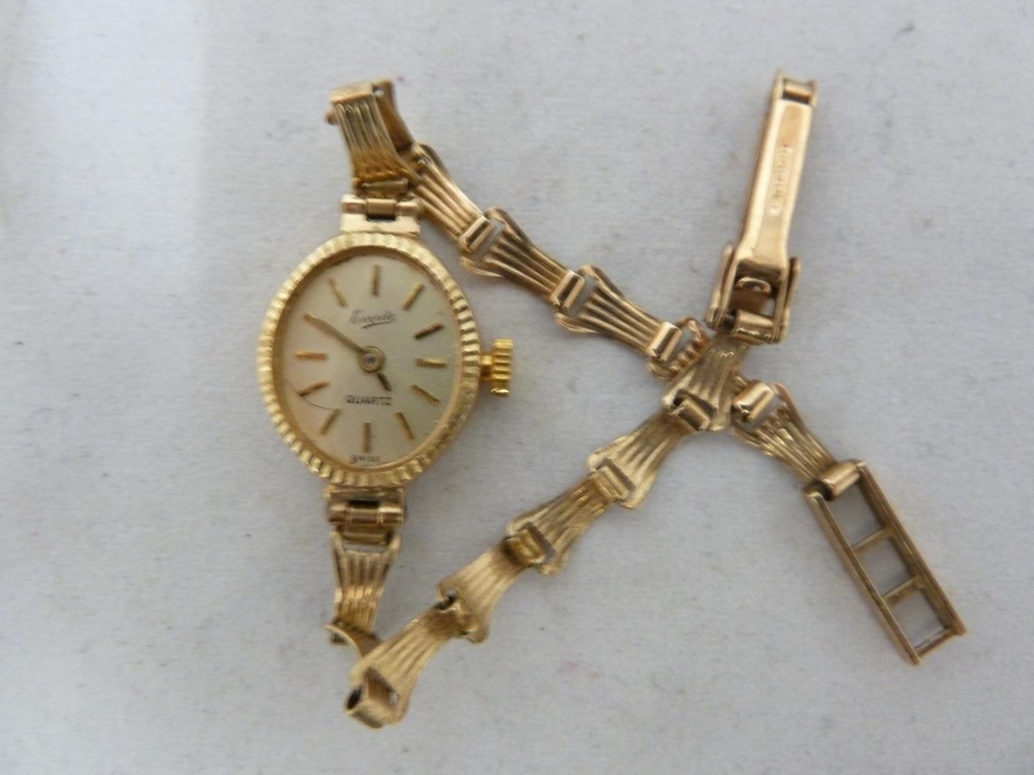 A ladies 9ct gold Everite Quartz wristwatch, 7.3 grms approx