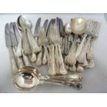 A canteen of silver plated cutlery, Kings Pattern, comprises: 6 dinner knives, 6 dinner forks; 6